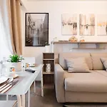 Manfredi House San Pietro Pensjonat 4*