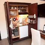 Pensjonat Manfredi House San Pietro 4*