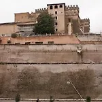 Manfredi House San Pietro Rzym