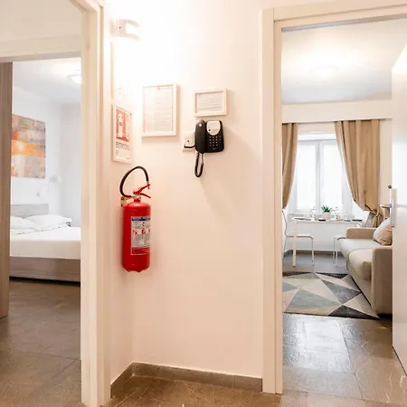 Manfredi House San Pietro Pensjonat Rzym