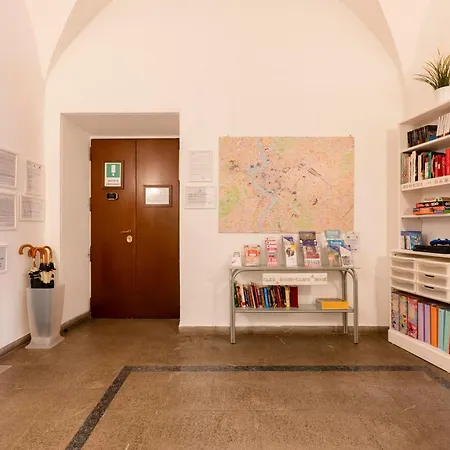 Manfredi House San Pietro 4*