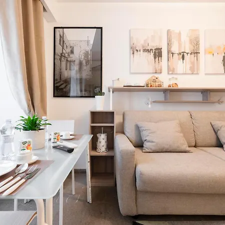 Manfredi House San Pietro 게스트하우스 4*