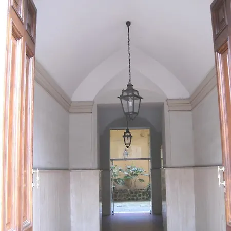 Πανσιόν Manfredi House San Pietro