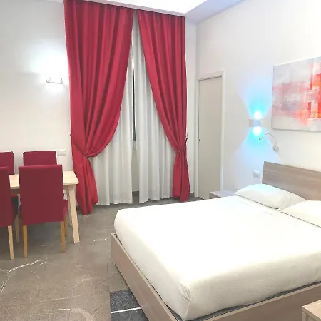 Πανσιόν Manfredi House San Pietro 4*