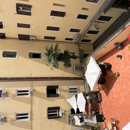 Manfredi House San Pietro Πανσιόν 4*