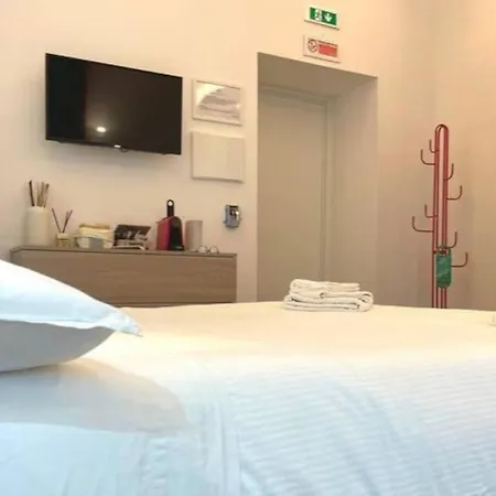 Πανσιόν Manfredi House San Pietro