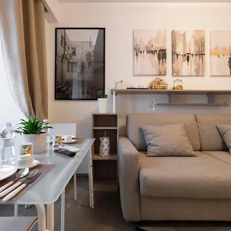 Manfredi House San Pietro Affittacamere 4*