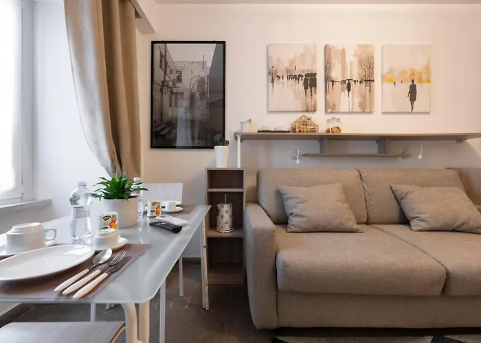 Manfredi House San Pietro Affittacamere 4*