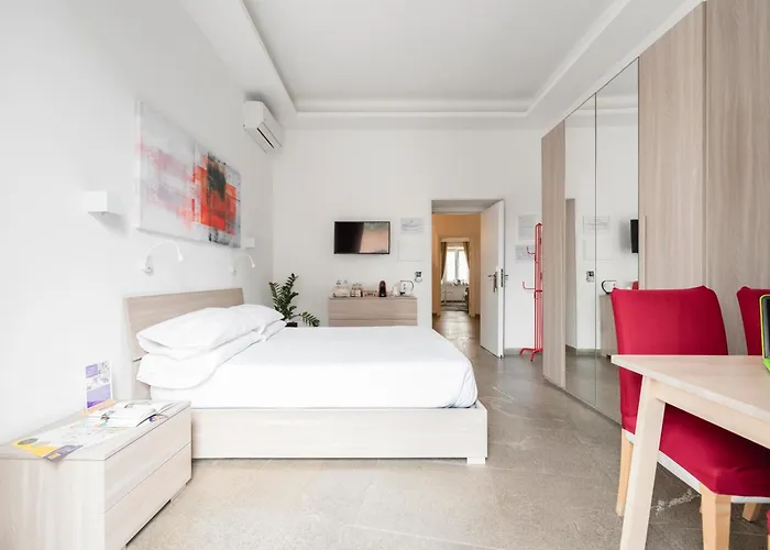 Manfredi House San Pietro Affittacamere