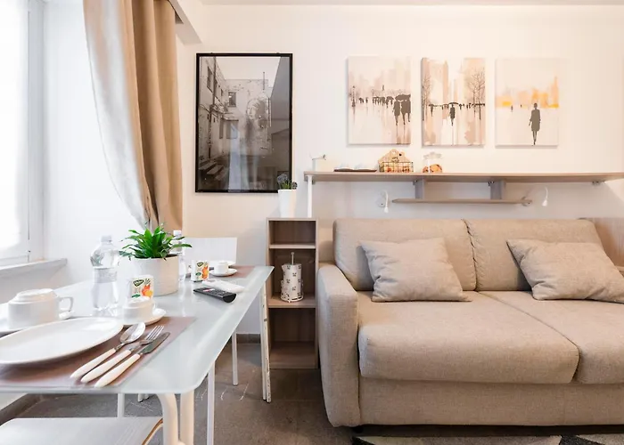 Manfredi House San Pietro Affittacamere 4*