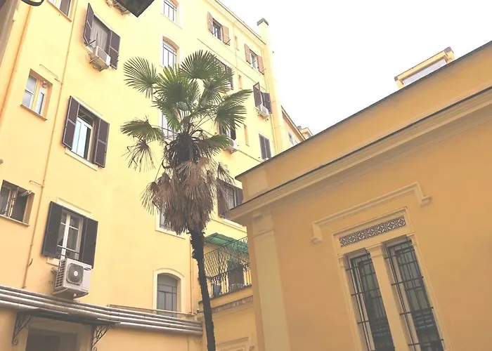 Manfredi House San Pietro Roma