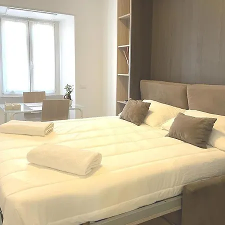Manfredi House San Pietro 2* Rome
